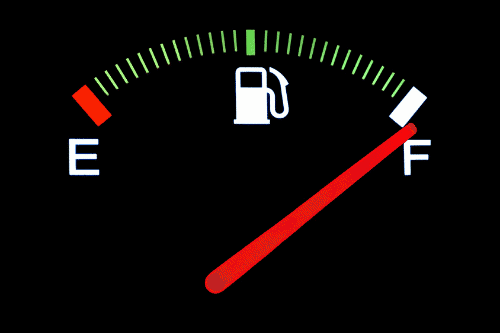 Does Using a New Tire Improve Fuel Efficiency? | Little Wolf Automotive in Waupaca, WI. Image of a dashboard sign indicating full fuel tank.