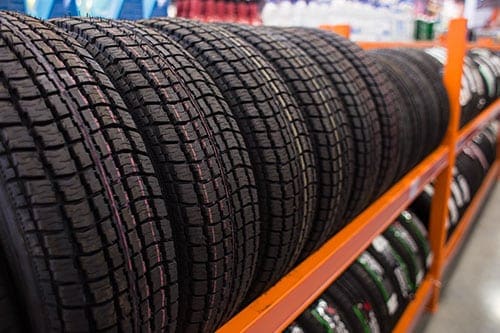 Buying new tires | Little Wolf Antigo